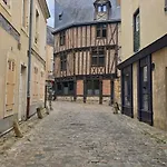 Le Bollywood 2 - 2 Ch. - Wifi - Centre-ville - Spacieux * Le Mans