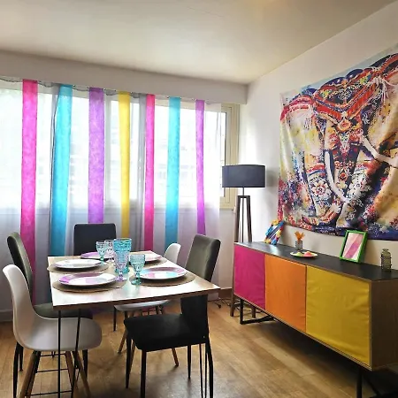 Le Bollywood 2 - 2 Ch. - Wifi - Centre-ville - Spacieux Apartman